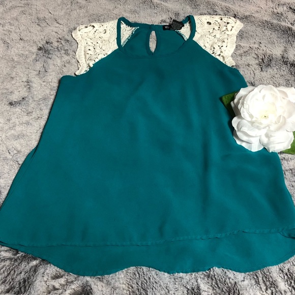 Miss Chievous Teal Green Top w/ Lace Sleeves XS - Picture 2 of 9